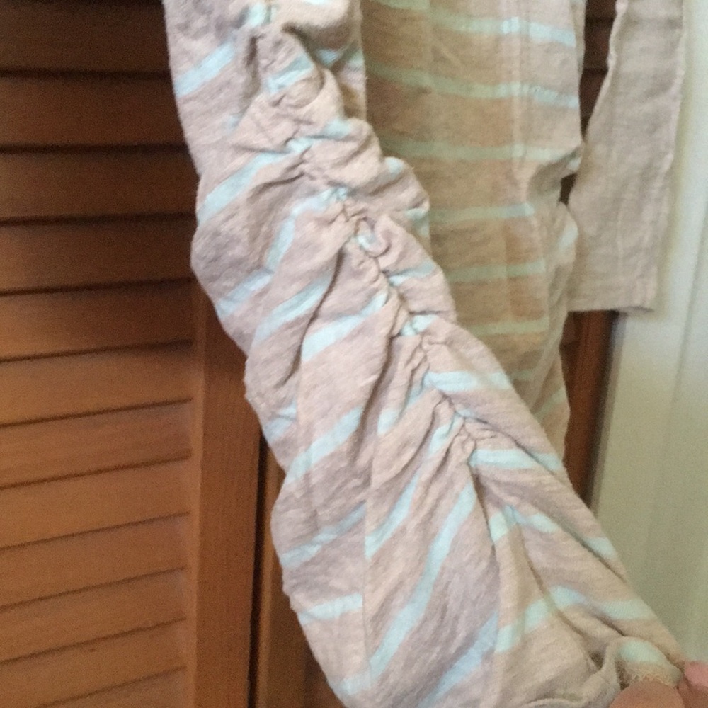 Maternity tee - Picture 2 of 3